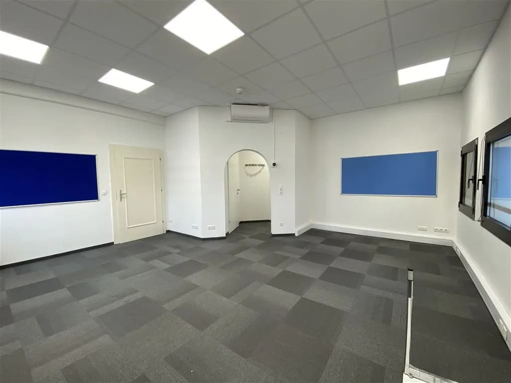 Gewerbeimmobilie mieten in Salzburg Stadt – 31 m², € 493 – Bild 2 von 33