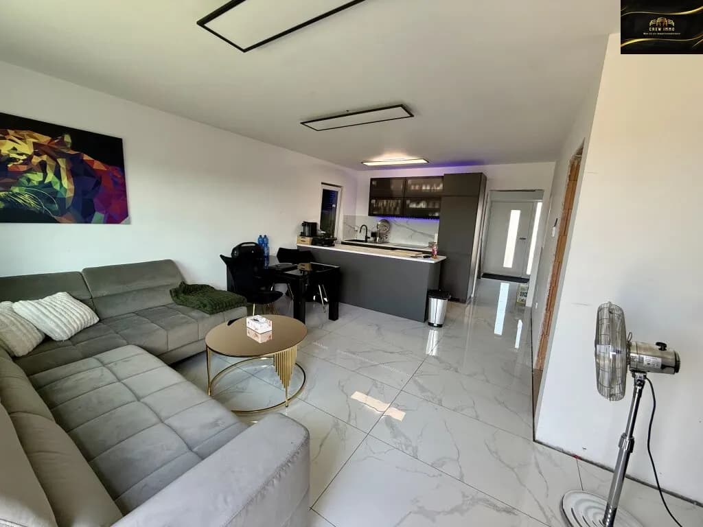 4-Zimmer-Haus kaufen in Wiener Neustadt Land – 89 m², € 370.000 – Bild 2 von 8