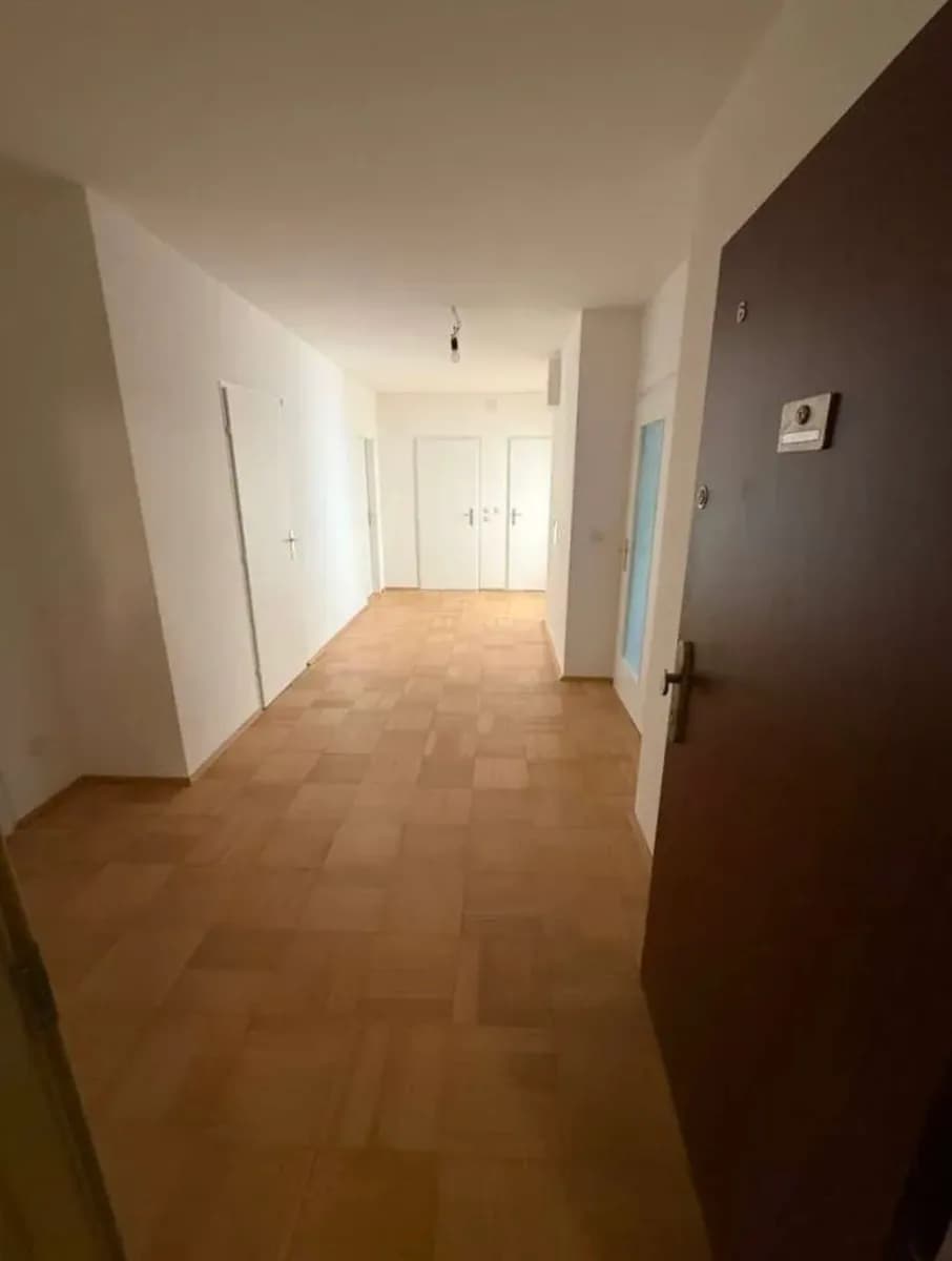 5-Zimmer-Wohnung mieten in Wien – 110 m², € 2.400 – Bild 3 von 16