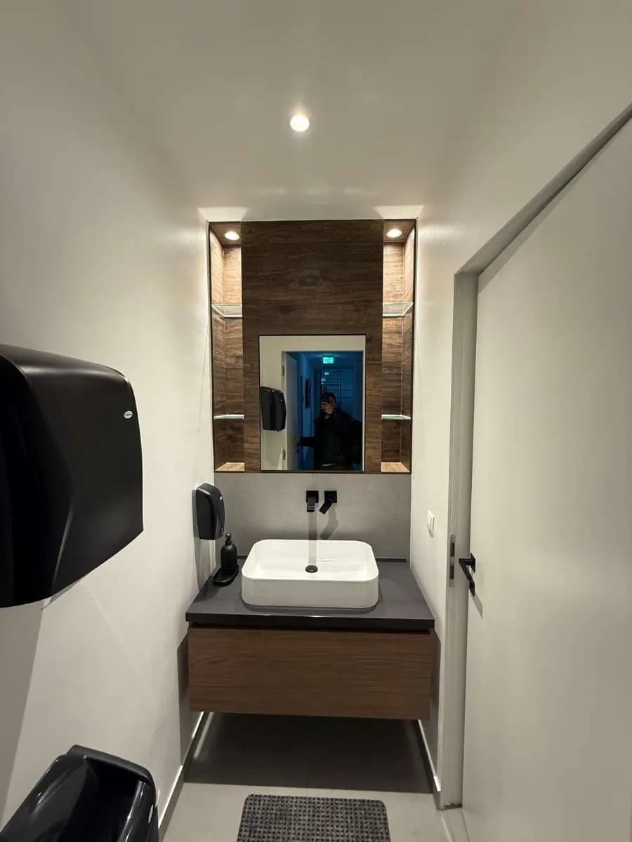 5-Zimmer-Gewerbeimmobilie mieten in Wien – 170 m², € 3.200 – Bild 14 von 23