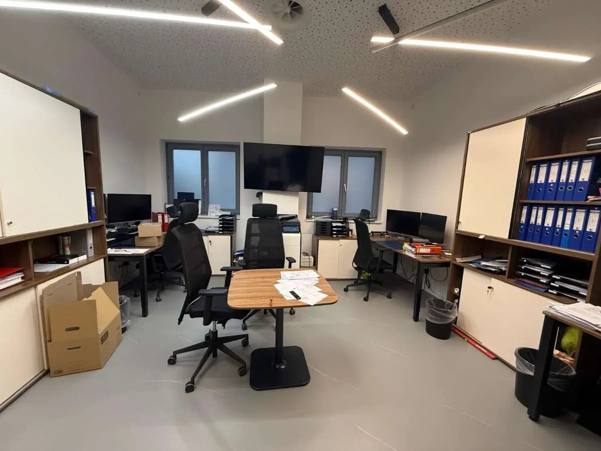 5-Zimmer-Gewerbeimmobilie mieten in Wien – 170 m², € 3.200 – Bild 17 von 23