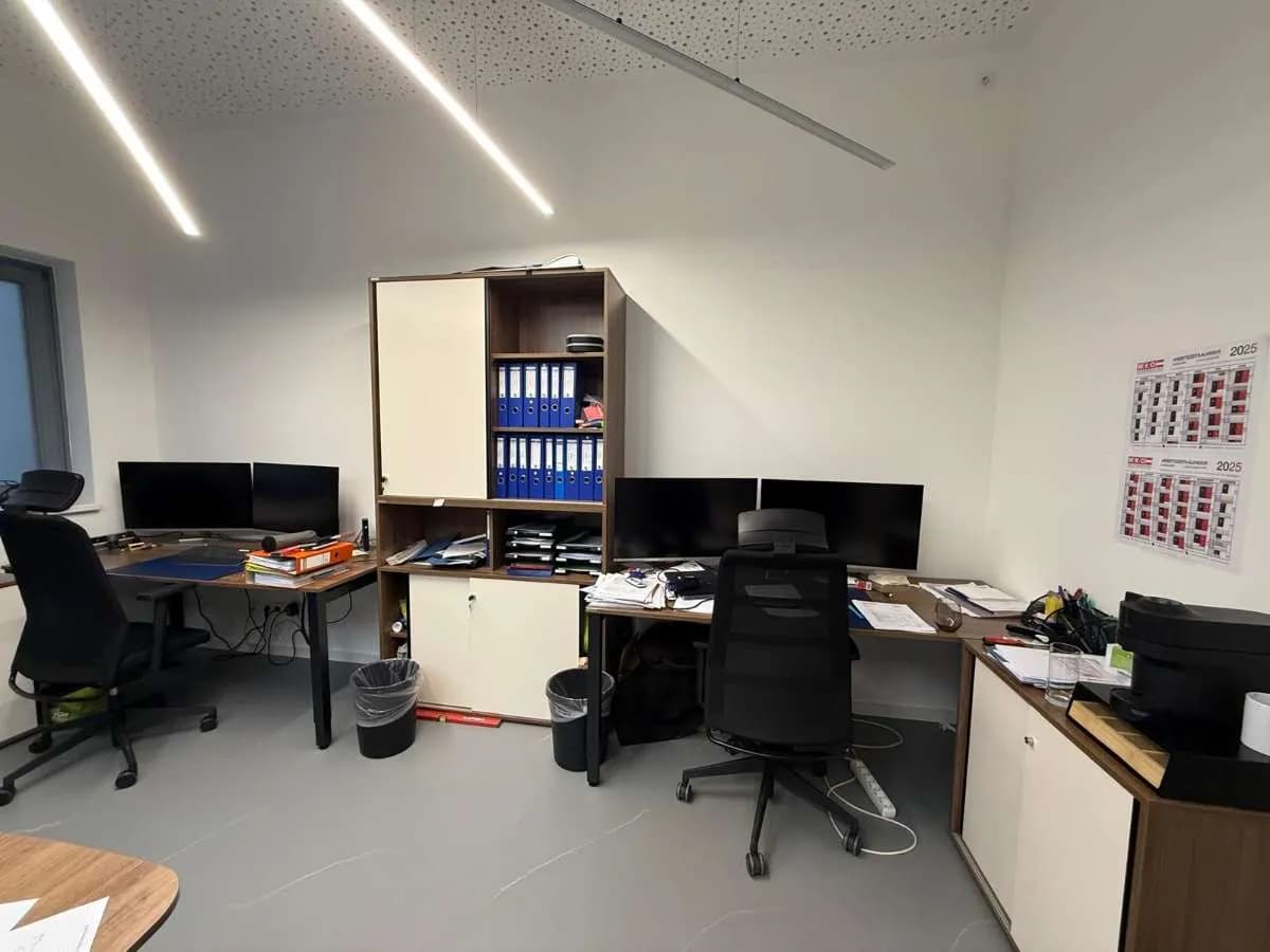 5-Zimmer-Gewerbeimmobilie mieten in Wien – 170 m², € 3.200 – Bild 19 von 23