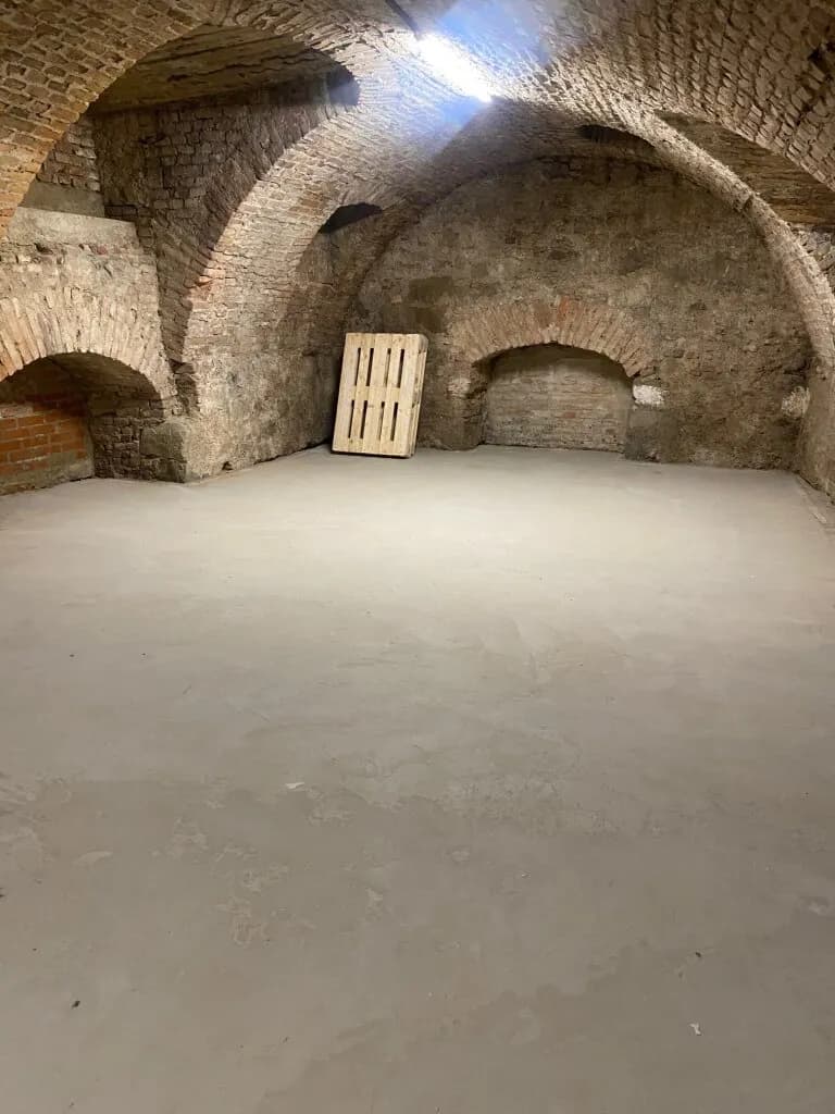Gewerbeimmobilie mieten in Wien – 130 m², € 620