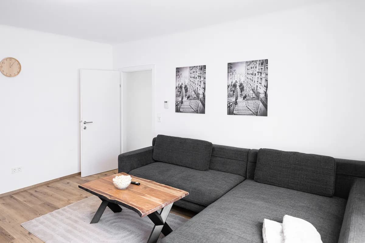 2-Zimmer-Gewerbeimmobilie mieten in Linz – 60 m², € 1.290