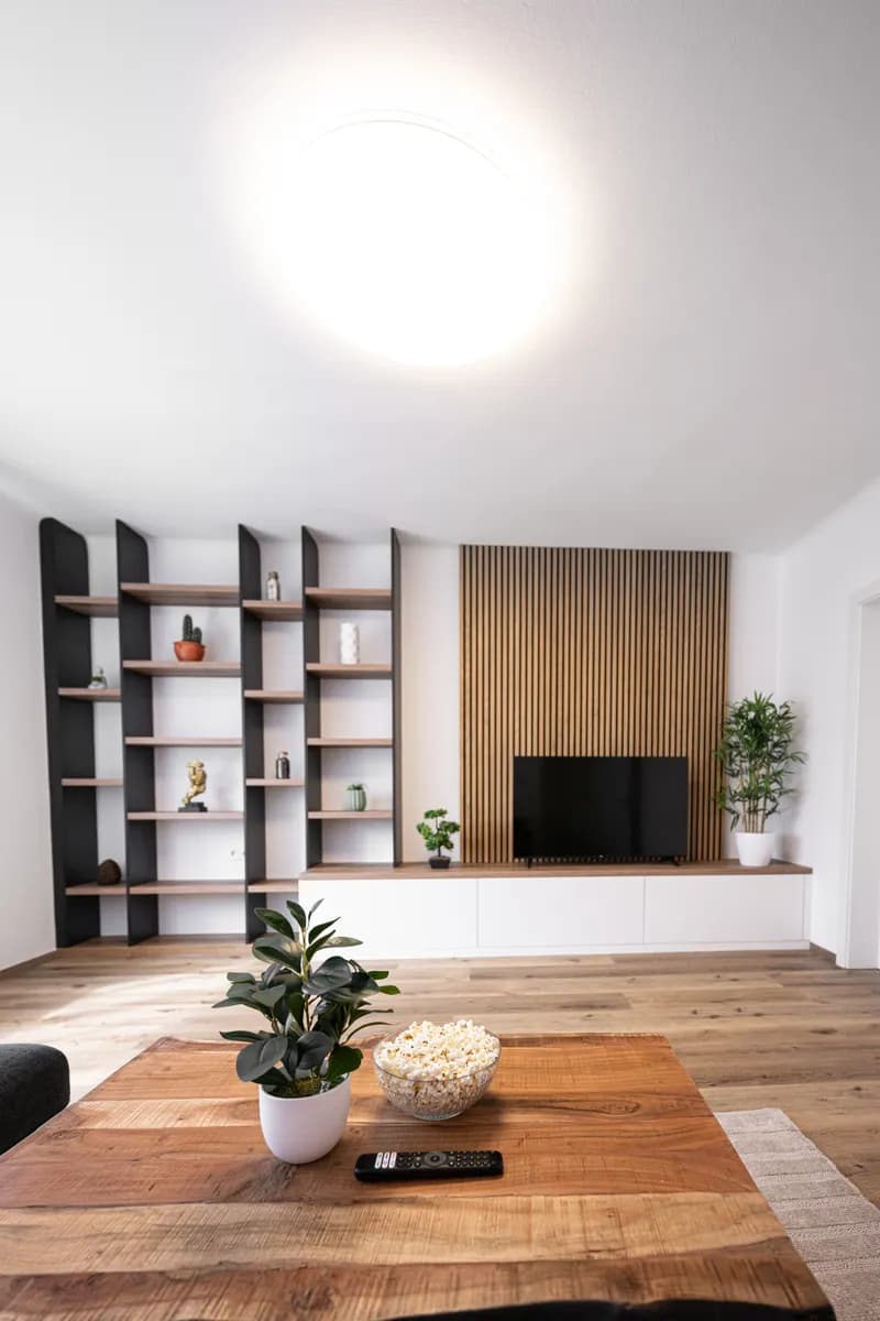 2-Zimmer-Gewerbeimmobilie mieten in Linz – 60 m², € 1.290 – Bild 2 von 8