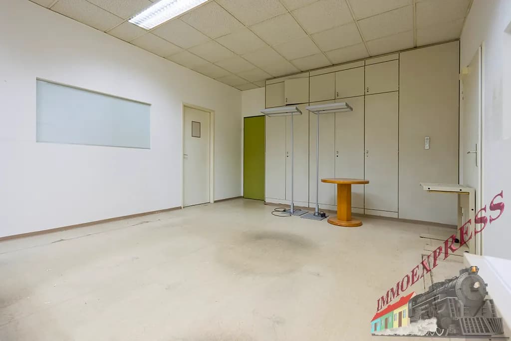 1-Zimmer-Gewerbeimmobilie mieten in Wien – 27 m², € 551 – Bild 2 von 2