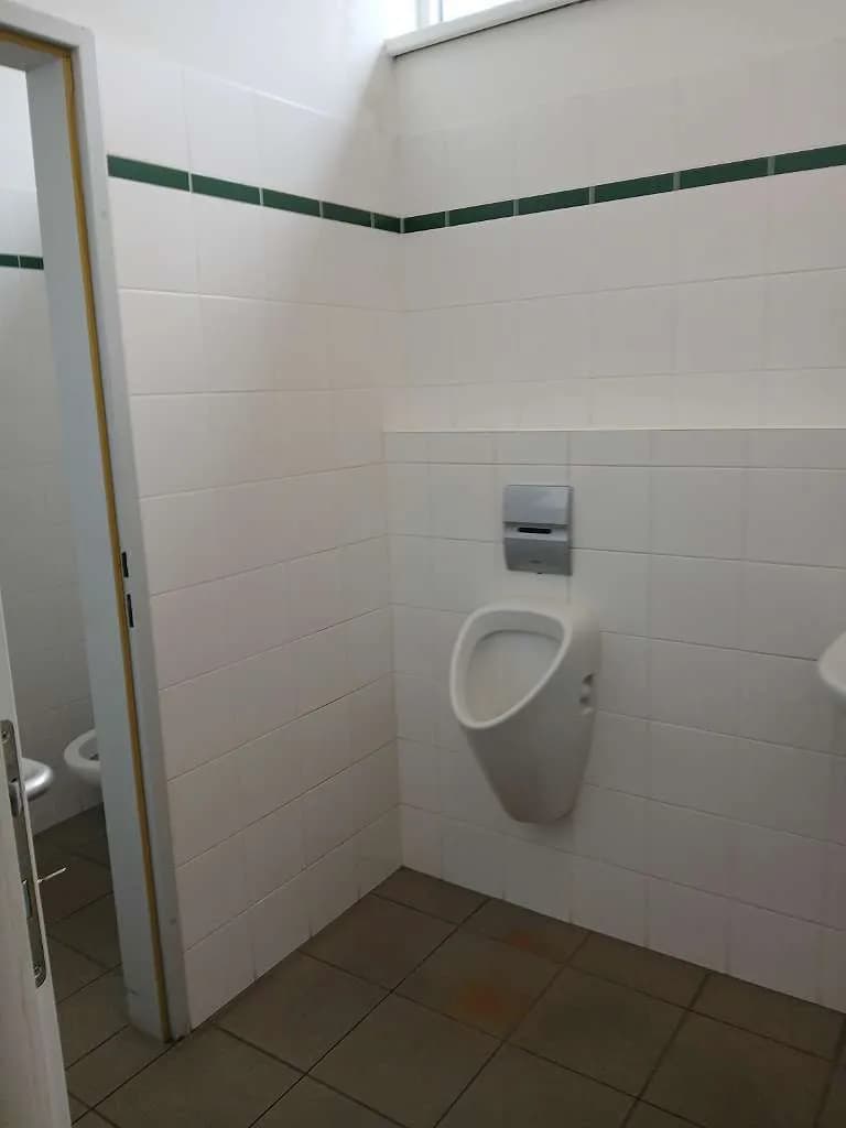 Gewerbeimmobilie mieten in Sankt Pölten Land – 120 m², € 2.189 – Bild 7 von 9