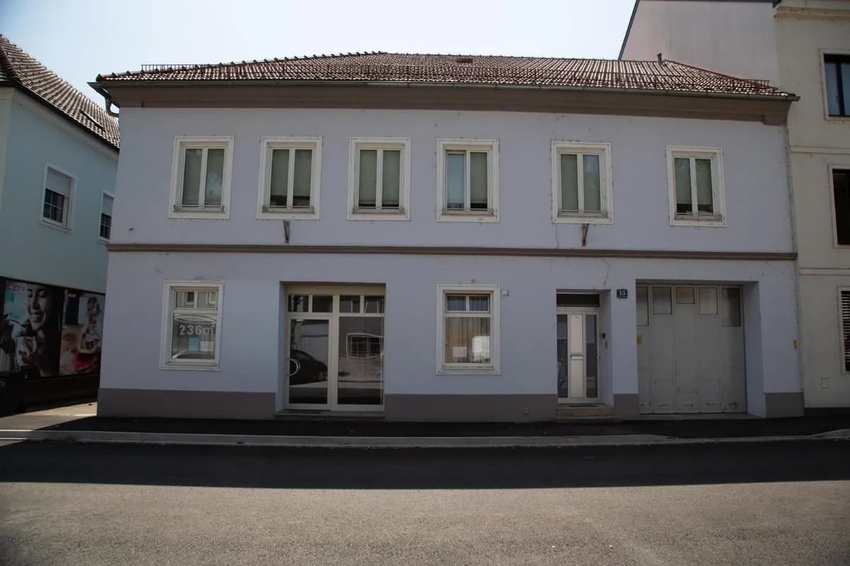 Immobilie mieten in Grieskirchen – 236 m², € 8 – Bild 2 von 8