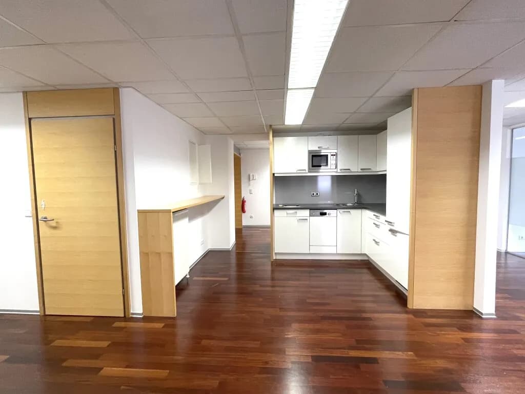 3-Zimmer-Gewerbeimmobilie mieten in Wien – 96 m², € 1.416 – Bild 10 von 18