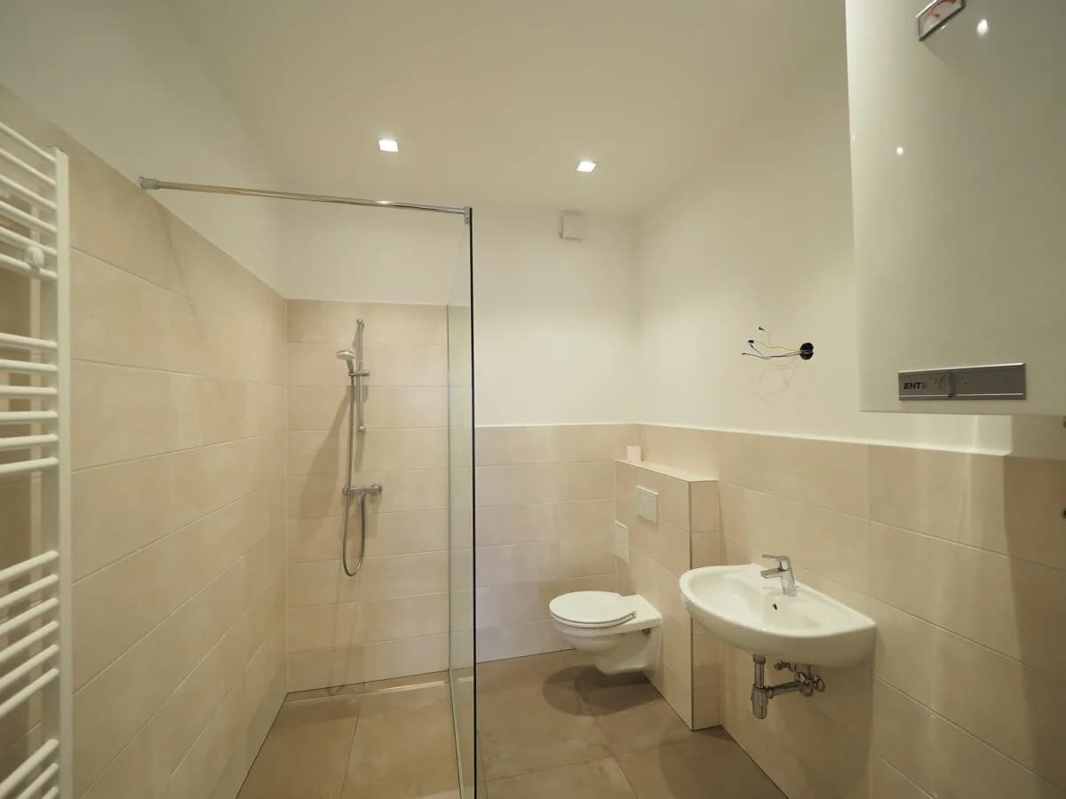2-Zimmer-Wohnung mieten in Mödling – 70 m², € 880 – Bild 11 von 11