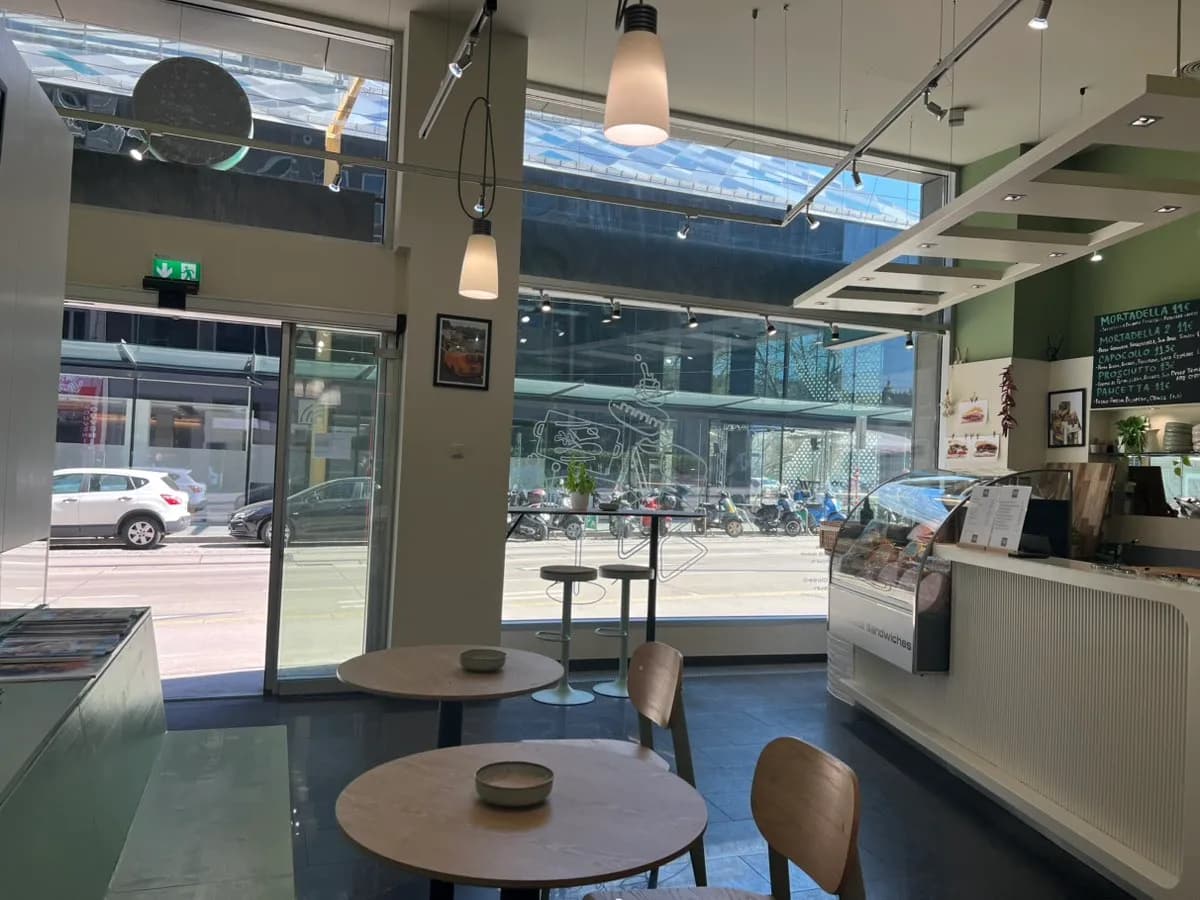 3-Zimmer-Gewerbeimmobilie mieten in Wien – 52 m², € 2.400 – Bild 6 von 13