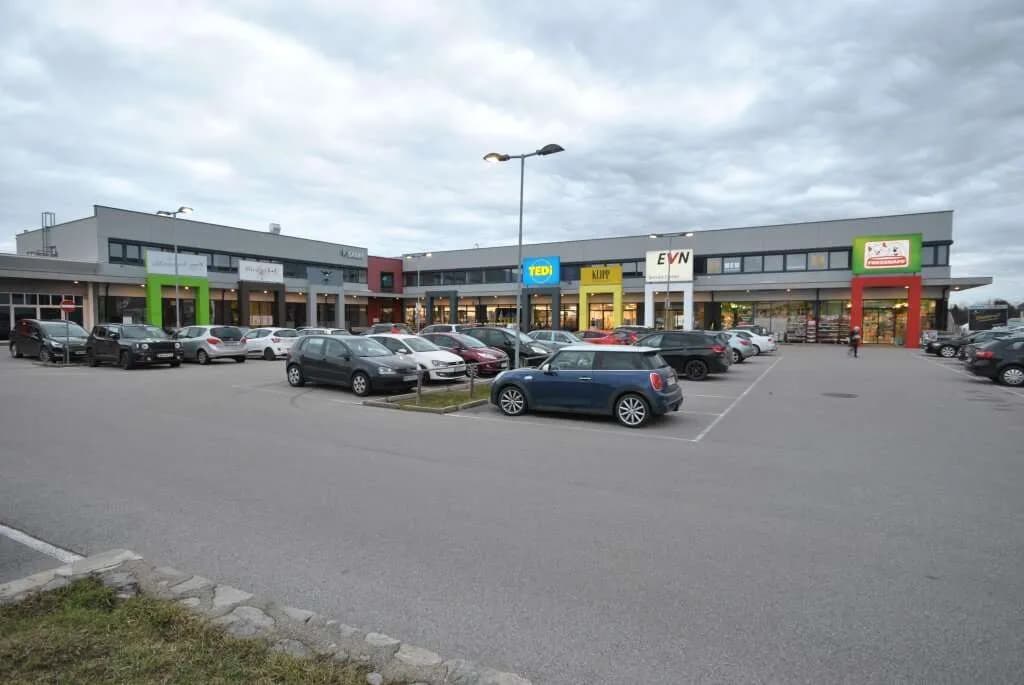 Gewerbeimmobilie mieten in Neunkirchen – 107 m², € 1.496 – Bild 7 von 10
