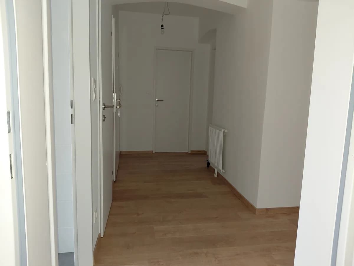 2-Zimmer-Wohnung mieten in Neunkirchen – 71,36 m², € 523 – Bild 2 von 14