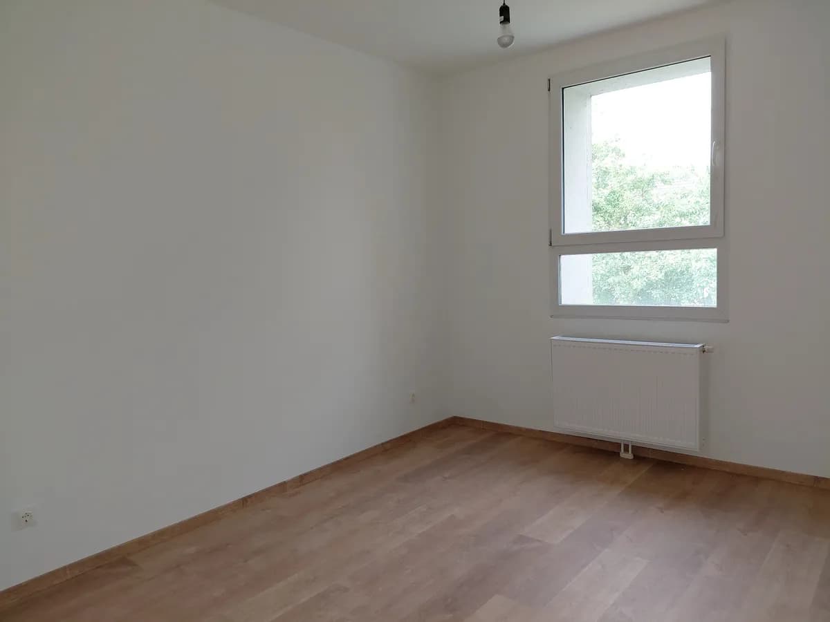 2-Zimmer-Wohnung mieten in Neunkirchen – 71,36 m², € 523 – Bild 7 von 14