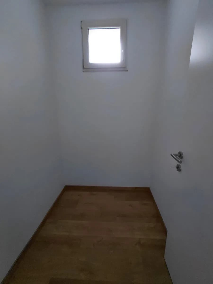 2-Zimmer-Wohnung mieten in Neunkirchen – 71,36 m², € 523 – Bild 11 von 14