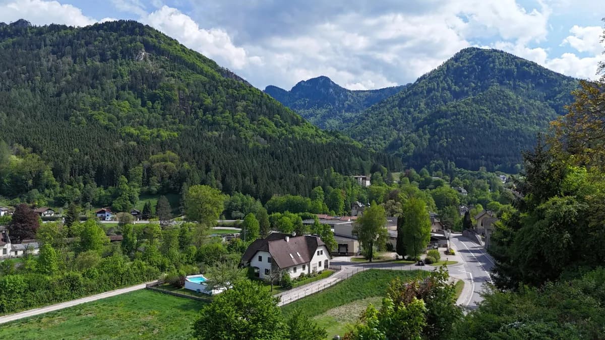 Immobilie kaufen in Gmunden – 505 m², € 579.000 – Bild 1 von 2