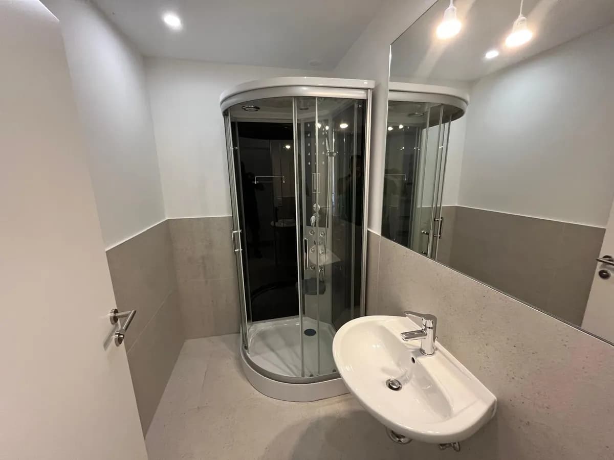Immobilie mieten in Mödling – 325 m², € 2.180 – Bild 47 von 48