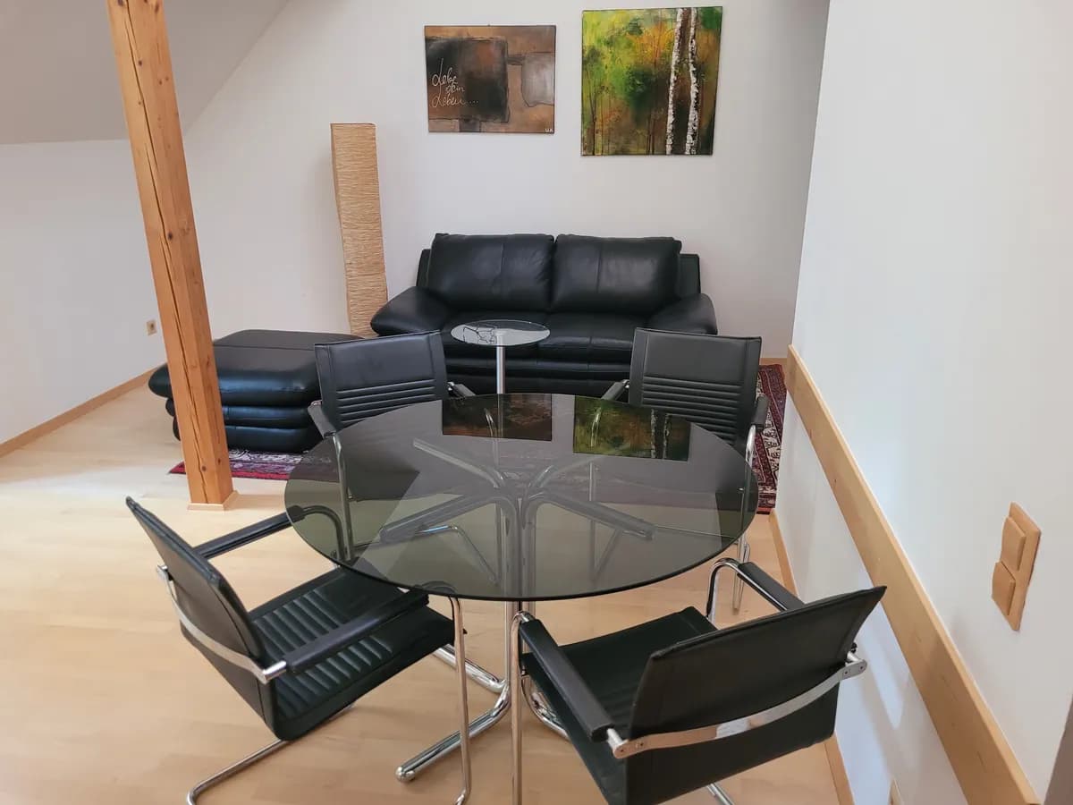 2-Zimmer-Wohnung mieten in Wels – 60 m², € 895 – Bild 2 von 8