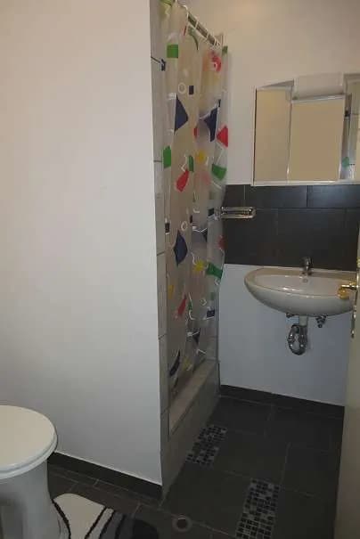 1-Zimmer-Wohnung mieten in Leoben – 12 m², € 190 – Bild 9 von 10