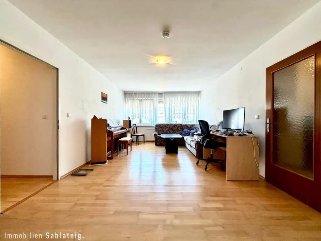 3-Zimmer-Wohnung kaufen in Wien – 73 m², € 240.000 – Bild 1 von 15