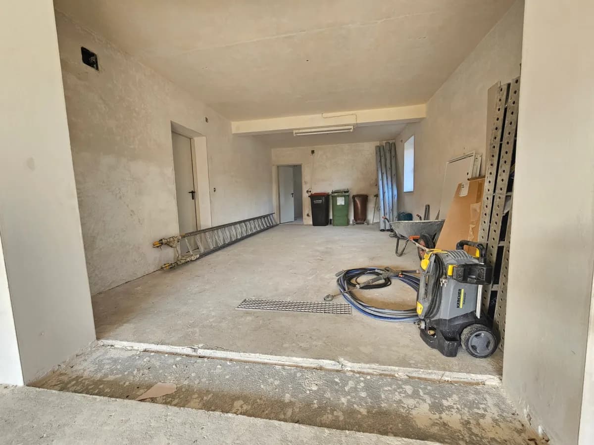4-Zimmer-Haus kaufen in Neunkirchen – 243 m², € 440.000 – Bild 5 von 25