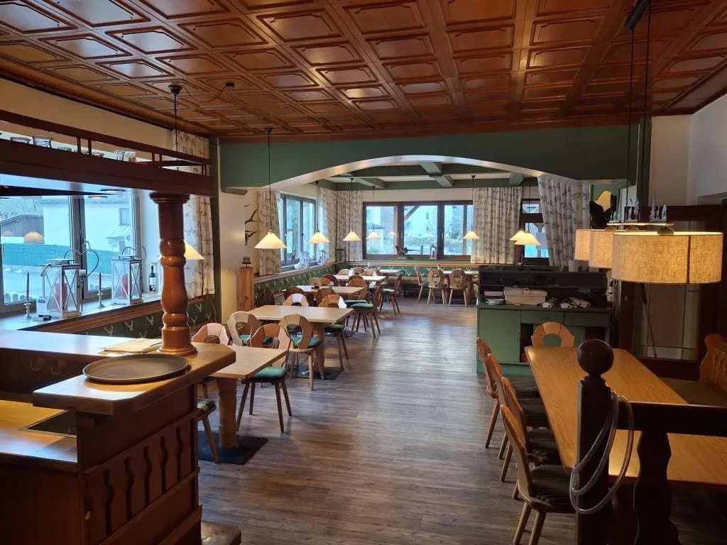 Gewerbeimmobilie kaufen in Gmunden – 640 m², € 1.340.000 – Bild 5 von 10