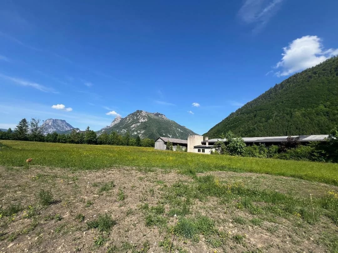 Grundstück kaufen in Gmunden – 900 m², € 243.000 – Bild 2 von 4