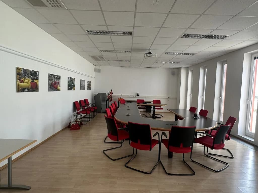 Immobilie mieten in Mödling – 3 850 m² – Bild 2 von 10