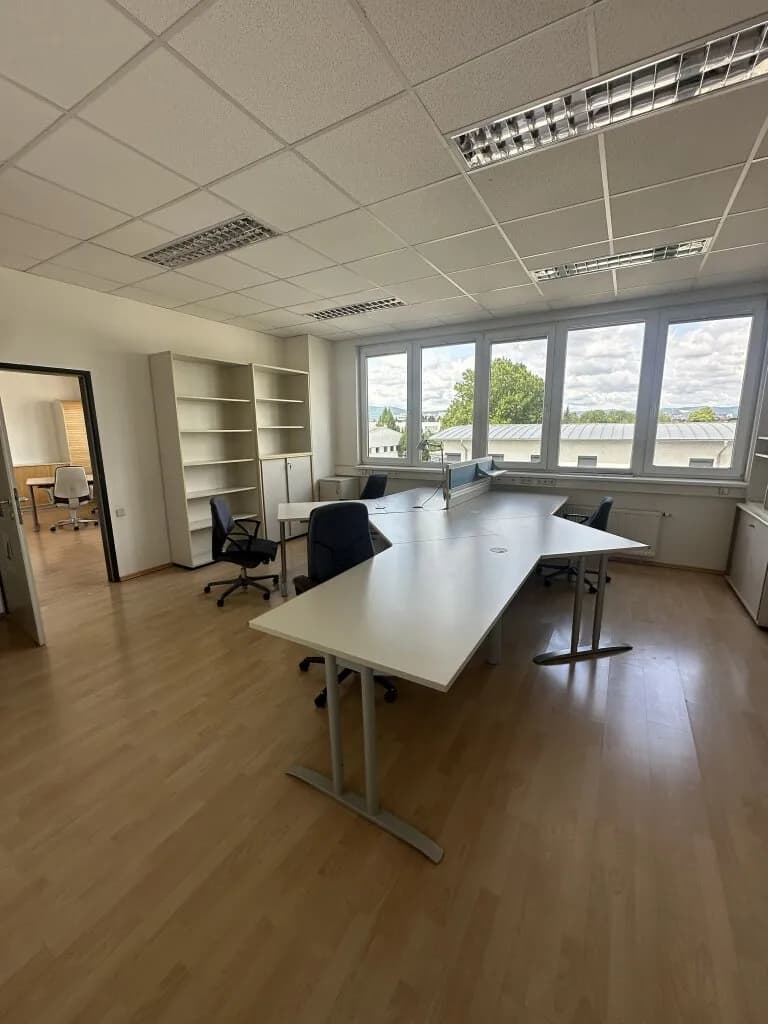 Immobilie mieten in Mödling – 3 850 m² – Bild 3 von 10