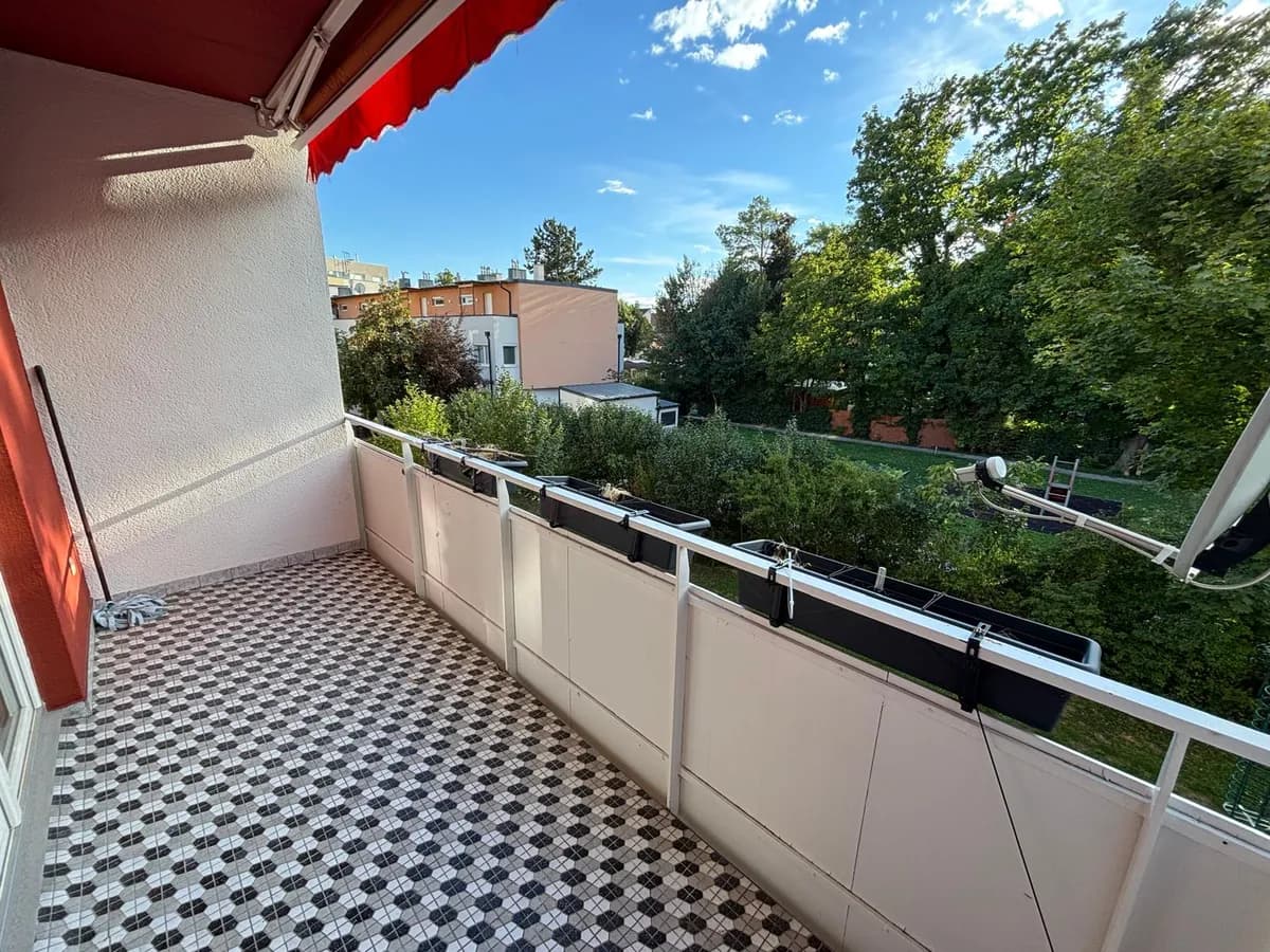 2-Zimmer-Wohnung mieten in Baden – 64 m², € 800
