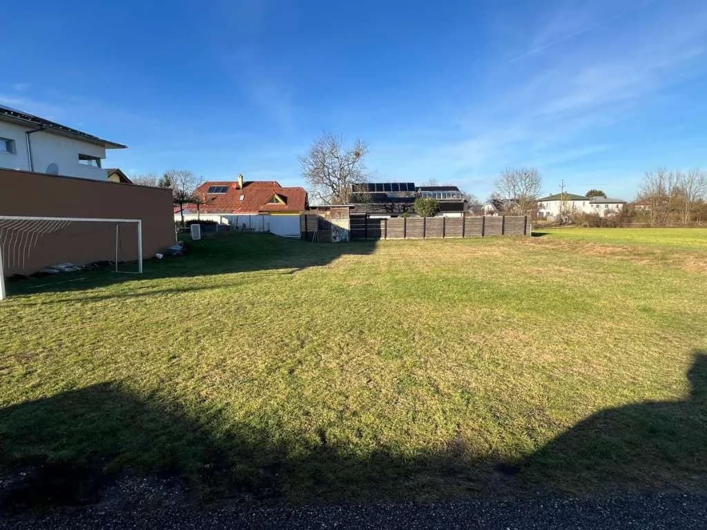 Grundstück kaufen in Wels-Land – 947 m², € 398.000 – Bild 2 von 3