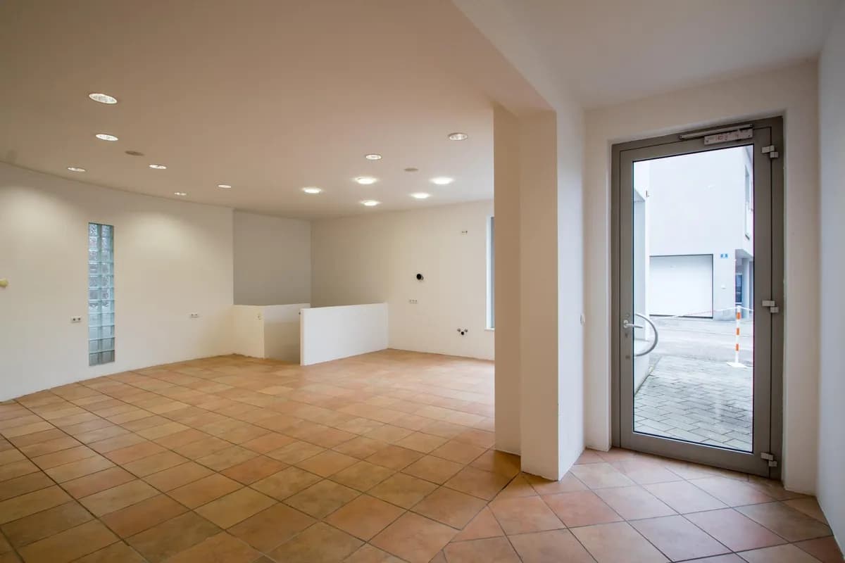 Gewerbeimmobilie mieten in Kirchdorf an der Krems – 75 m², € 580 – Bild 2 von 7