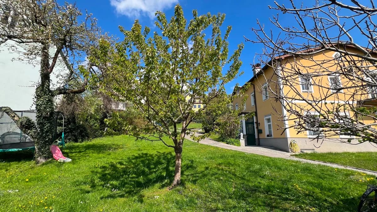 Haus kaufen in Gmunden – 210 m², € 2.200.000