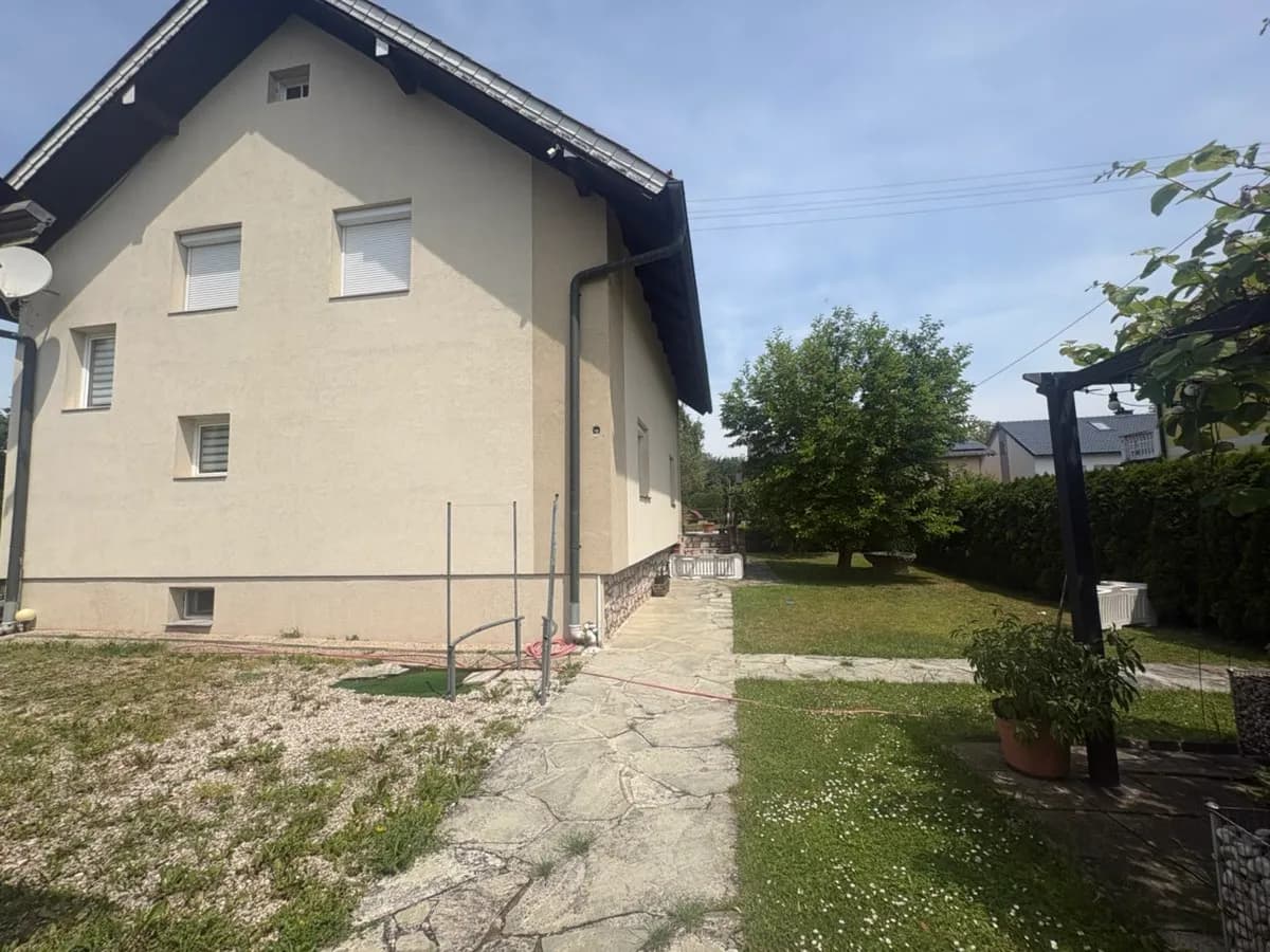 Haus kaufen in Gmunden – 150 m², € 520.000 – Bild 2 von 20