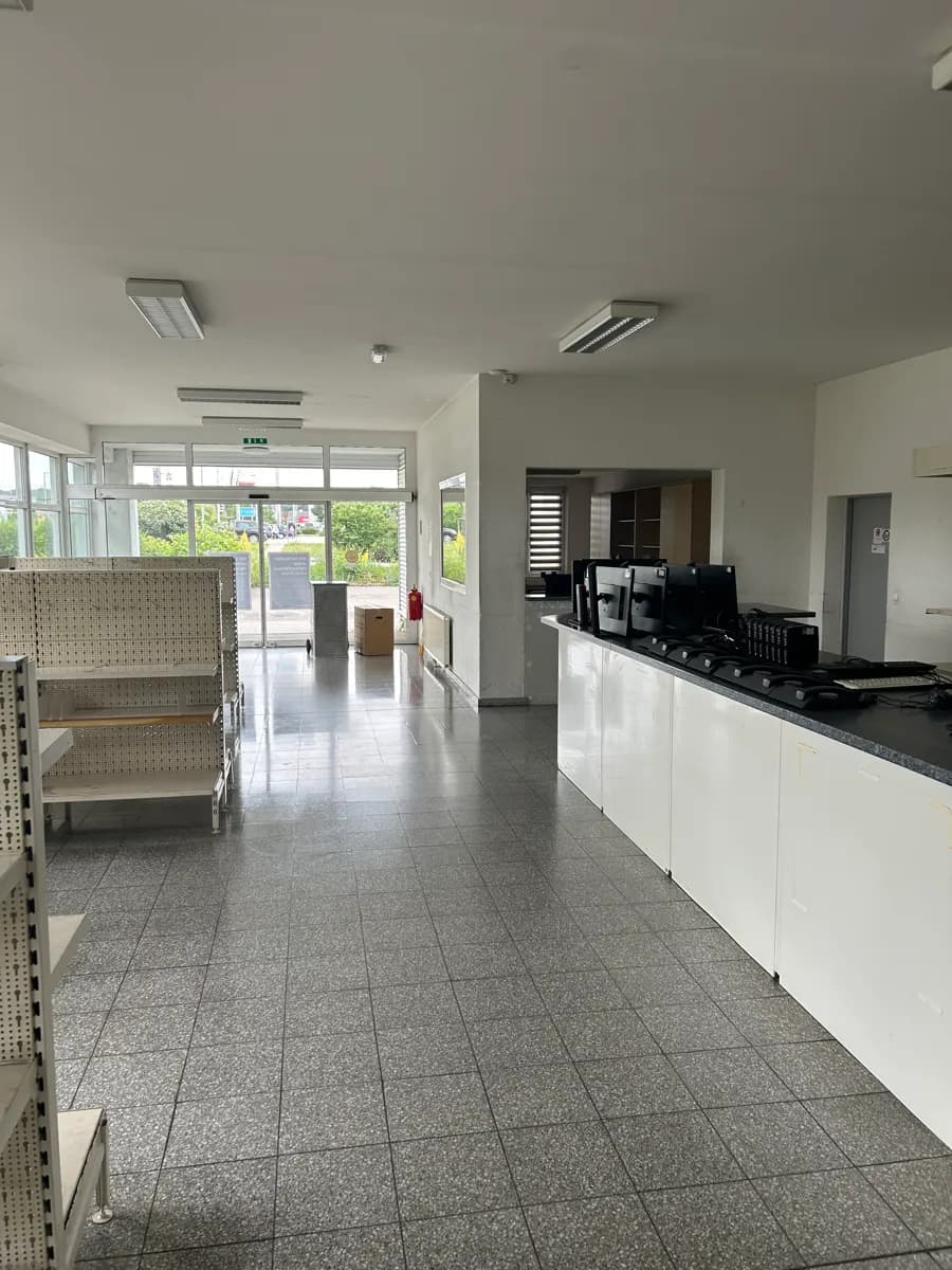 Gewerbeimmobilie kaufen in Sankt Pölten – 1 717 m² – Bild 3 von 6