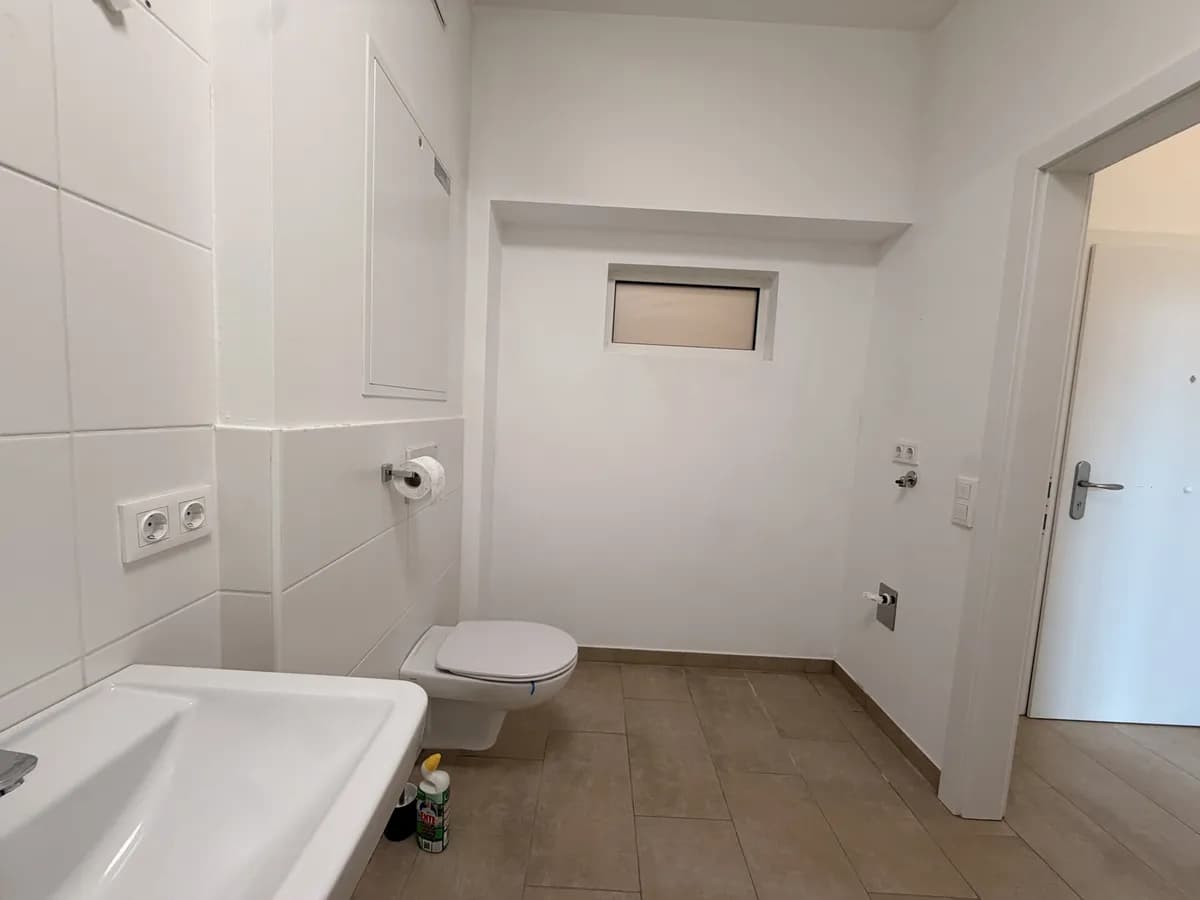 2-Zimmer-Wohnung mieten in Gmunden – 42,2 m², € 608 – Bild 8 von 12