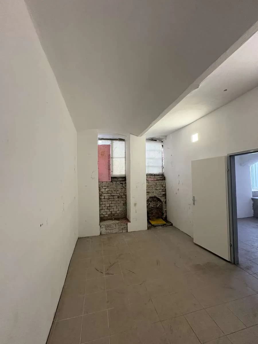 Gewerbeimmobilie mieten in Wien – 34 m², € 293 – Bild 1 von 8