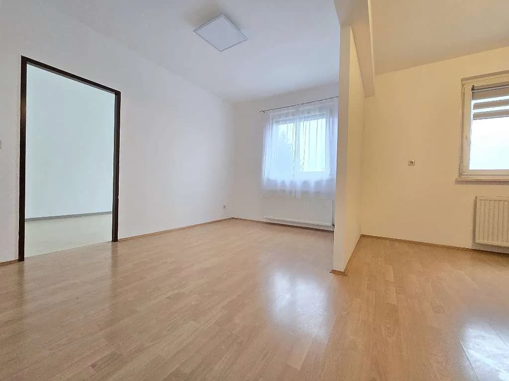 2-Zimmer-Wohnung mieten in Linz Land – 47 m², € 599 – Bild 3 von 11