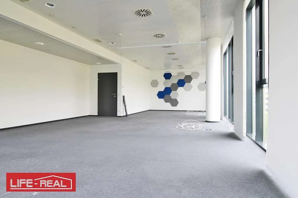 Gewerbeimmobilie mieten in Linz – 332 m², € 5.639 – Bild 24 von 31