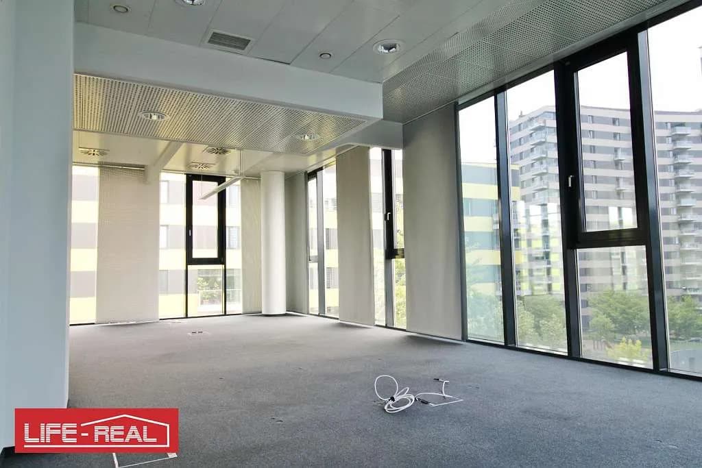 Gewerbeimmobilie mieten in Linz – 332 m², € 5.639 – Bild 26 von 31