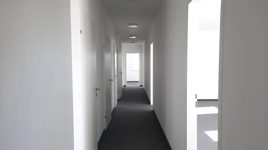 1-Zimmer-Gewerbeimmobilie mieten in Wien – 29 m², € 707 – Bild 3 von 15