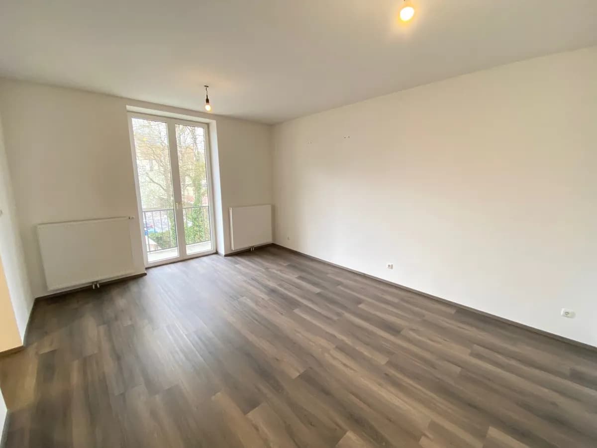 Gewerbeimmobilie mieten in Linz – 80 m², € 920