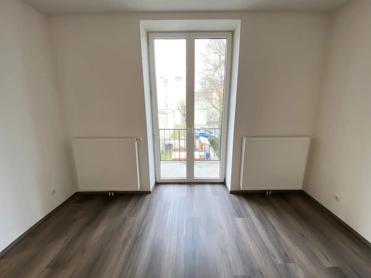 Gewerbeimmobilie mieten in Linz – 80 m², € 920 – Bild 2 von 13
