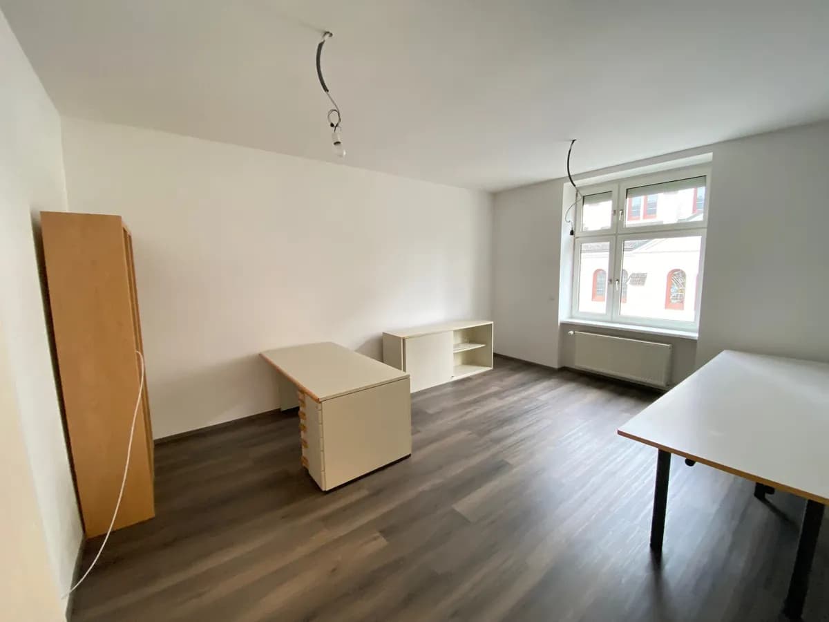 Gewerbeimmobilie mieten in Linz – 80 m², € 920 – Bild 3 von 13