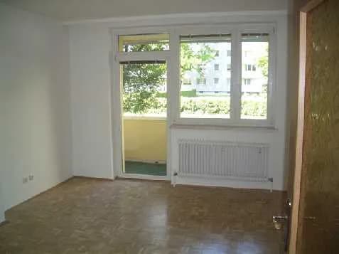 3-Zimmer-Wohnung mieten in Linz – 77 m², € 1.125 – Bild 2 von 5