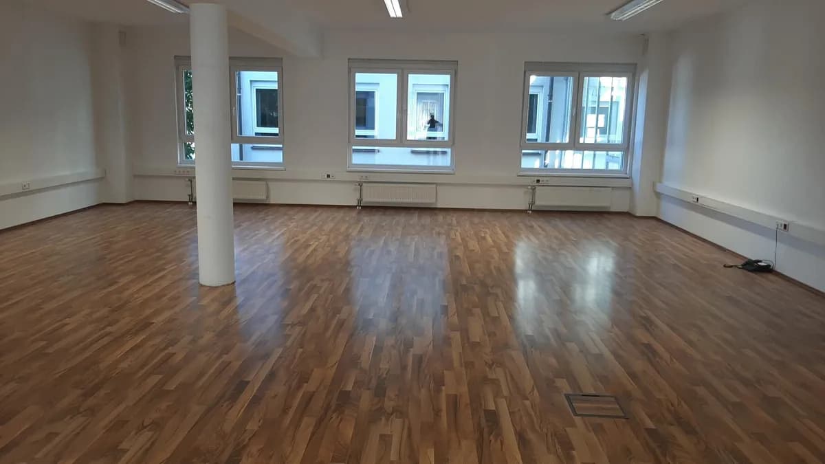 3-Zimmer-Gewerbeimmobilie mieten in Wien – 149 m², € 2.540