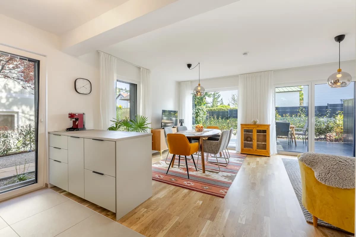 4-Zimmer-Haus mieten in Wien – 90 m², € 3.750 – Bild 3 von 32
