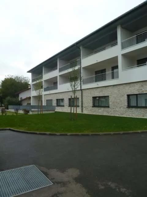 3-Zimmer-Wohnung mieten in Vöcklabruck – 81 m², € 1.243