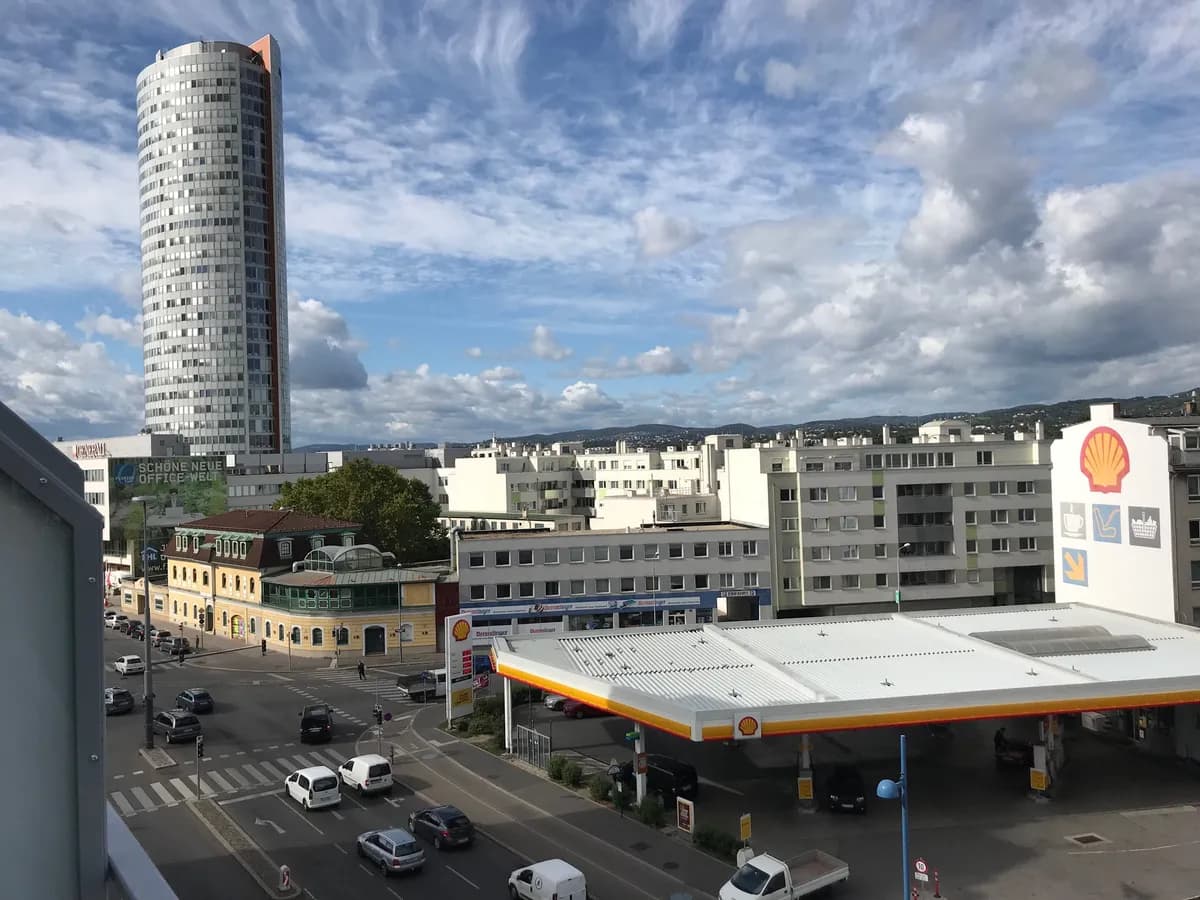 5-Zimmer-Wohnung mieten in Wien – 127 m², € 2.100 – Bild 2 von 5