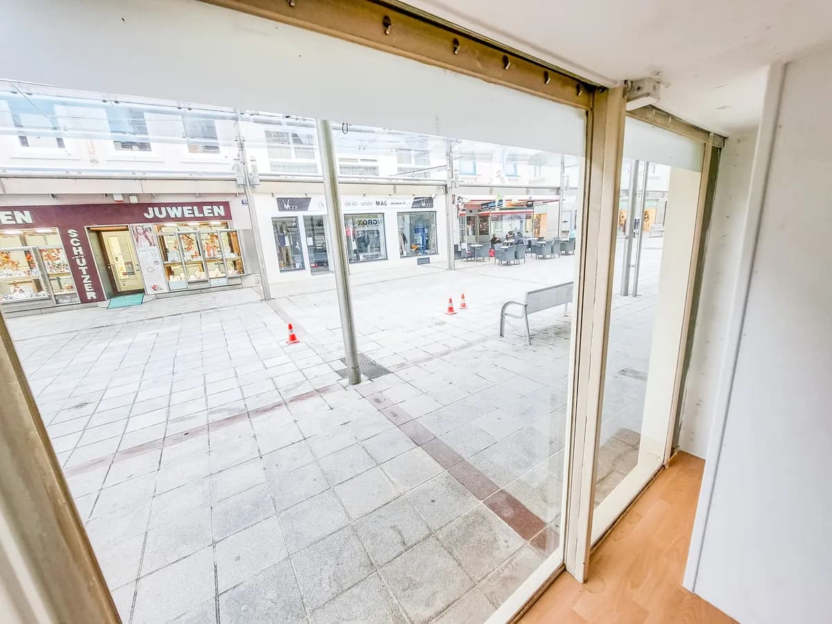 1-Zimmer-Gewerbeimmobilie mieten in Sankt Veit an der Glan – 61 m², € 397 – Bild 3 von 9